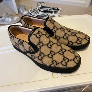 Gucci Sneakers Slip Ons Size 10